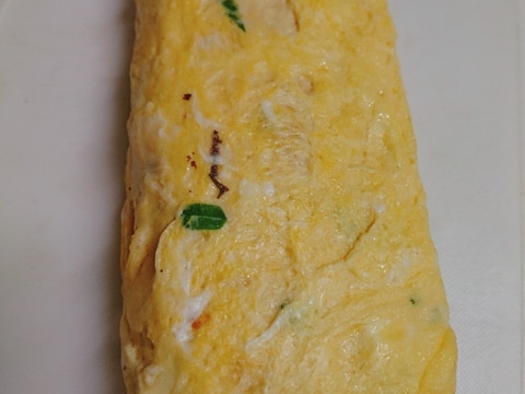 刻みネギと塩昆布のだし巻き玉子焼き